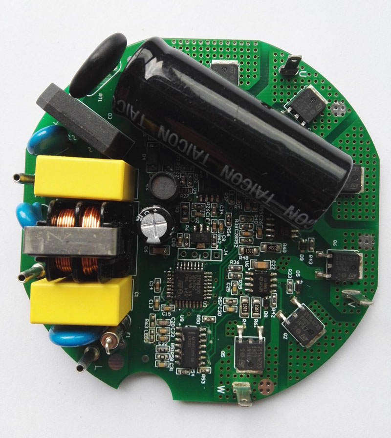 三相無(wú)感內(nèi)置 110V～120V 220V～240V 200W